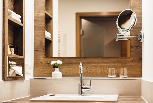 room deluxe view 6