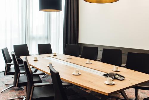 Meetings, Besprechungen, Workshops, kleine Runde, Konferenz, Arbeiten, Hotel edita, Erholung, entspannen, Urlaub, Berge, Bodenseenähe, Allgäu, Catering, produktiv, Ruhe